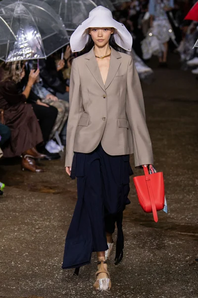 Look 23